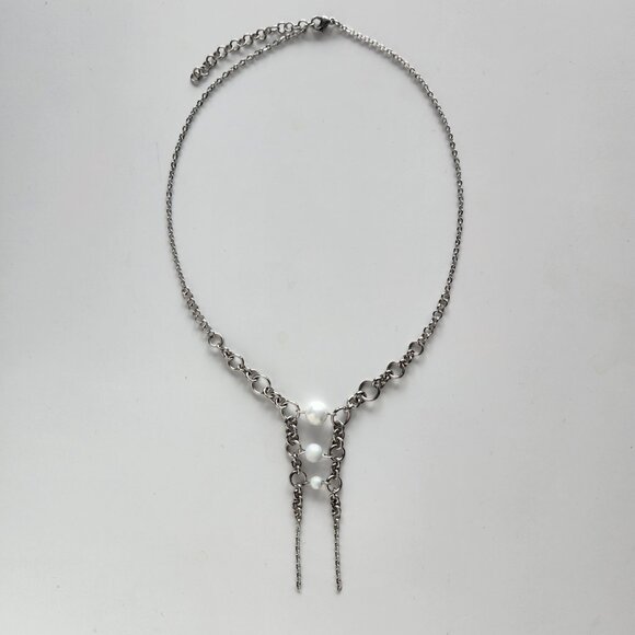 Fairy whimsical gothic victorian white pearls and silver double rosary necklace - Picture 2 of 7